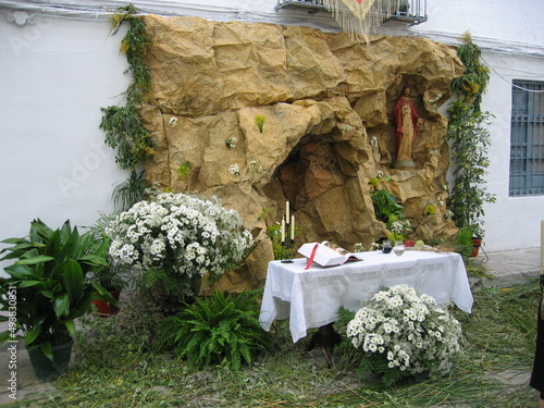 Altar para el día de todos los Santos en Torredelcampo, Jaén, Andalucía, España photo
