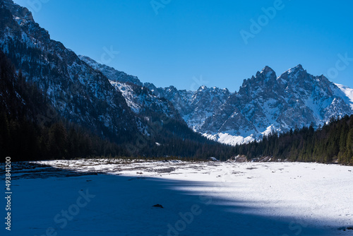 Wimbachgriess in Berchtesgaden im Winter bei Sonnenschein und Schnee © H. Rambold