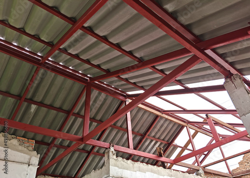 steel roof truss structure for building construction