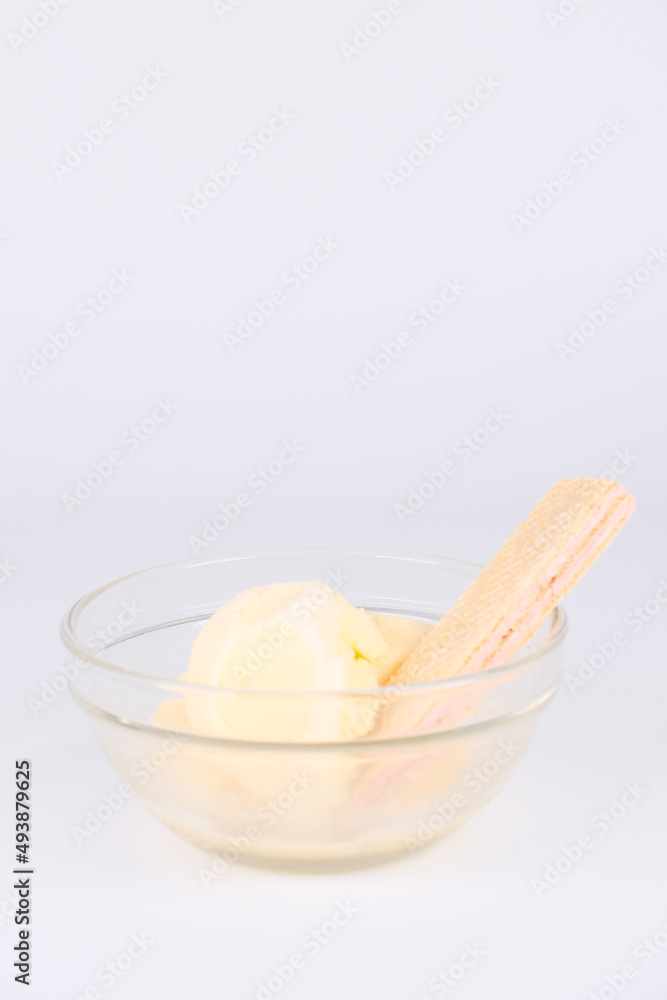バニラアイスとウエハース
バニラアイスとウエハース