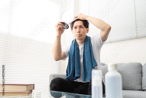 メンズスキンケア　脱毛　メンズメイクイメージ