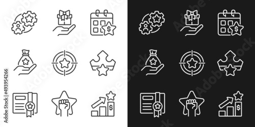 Incentive compensation pixel perfect linear icons set for dark, light mode. Raising motivation. Customer appreciation. Thin line symbols for night, day theme. Isolated illustrations. Editable stroke