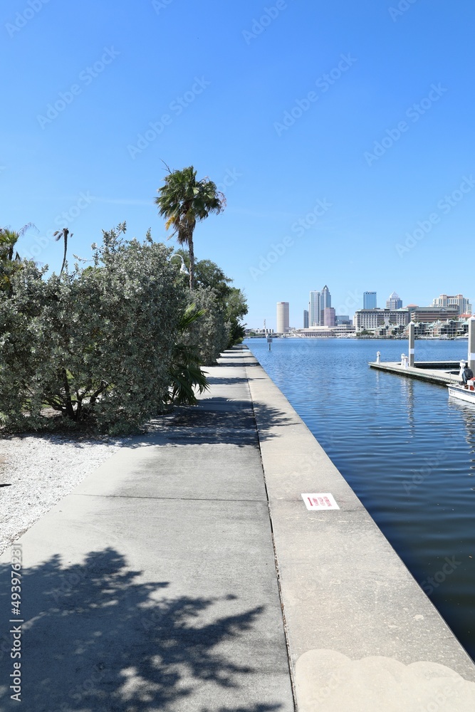 Fototapeta premium pier in the sea