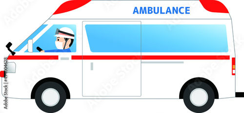 救急車を運転する男性救急隊員