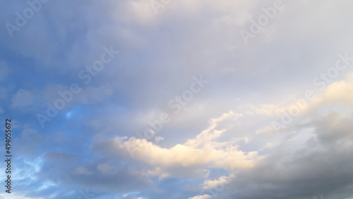 Fototapeta Naklejka Na Ścianę i Meble -  Beautiful white and blue sky.. Skyscape Photo.