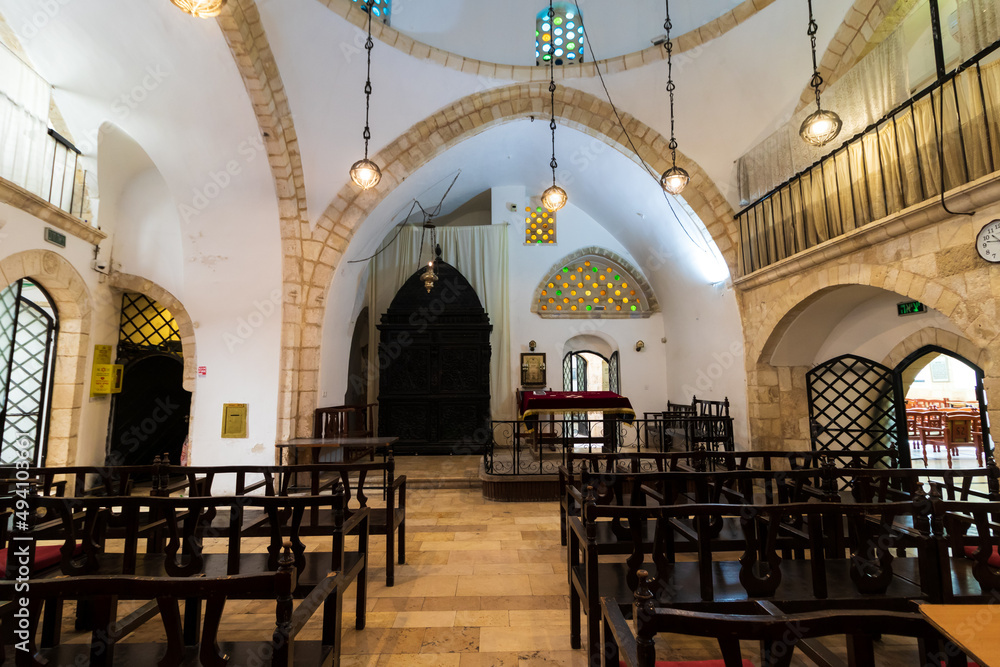Fototapeta premium An inside view of the ancient synagogue in the Jewish quarter of Jerusalem in the 16th century, which is attributed to the prophet Elijah.