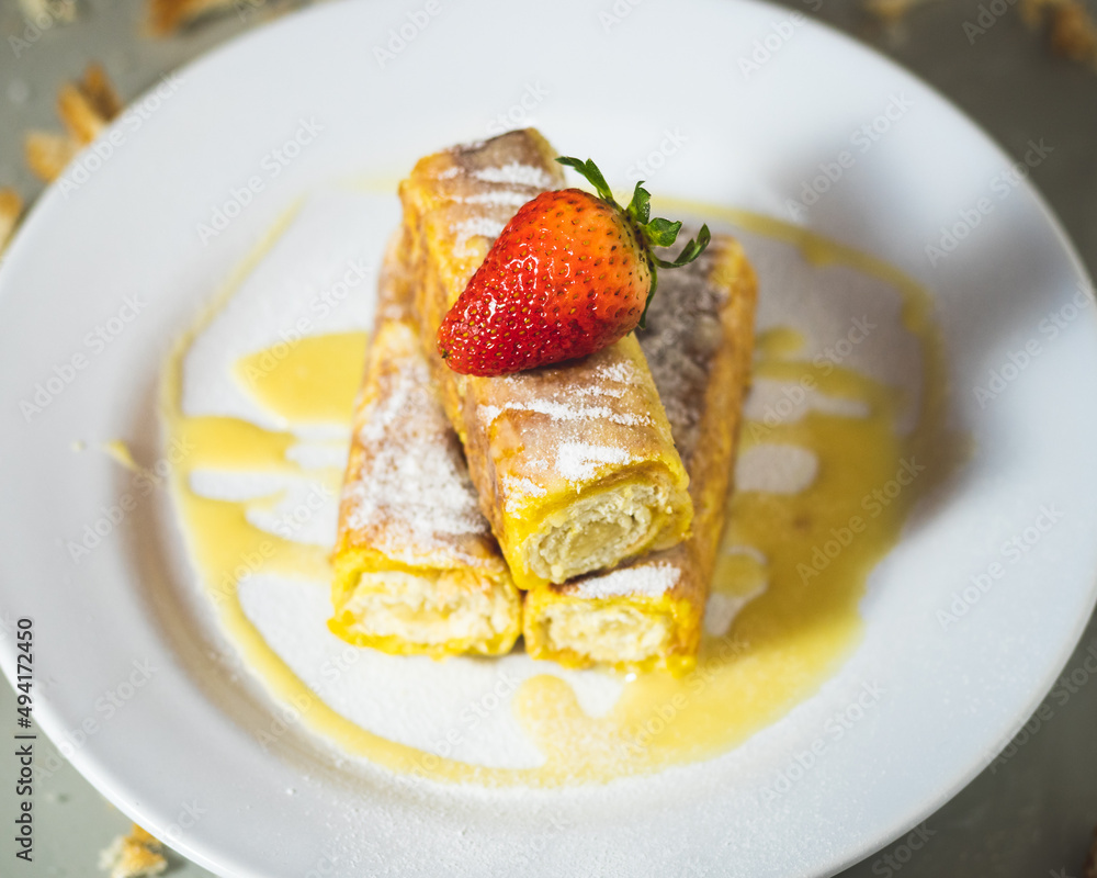 French Rolled Toasts with Strawberry French Rolled Toasts with Strawberry