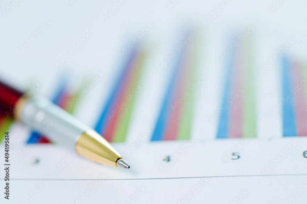 Pen on the bar charts Pen on the bar charts