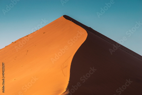 Fototapeta Naklejka Na Ścianę i Meble -  sharp dune edge