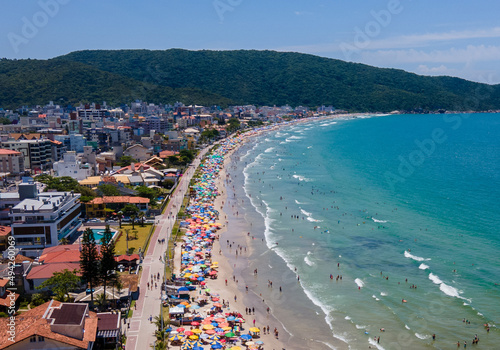 Praia de Bombas - Bombinhas - SC - Brasil