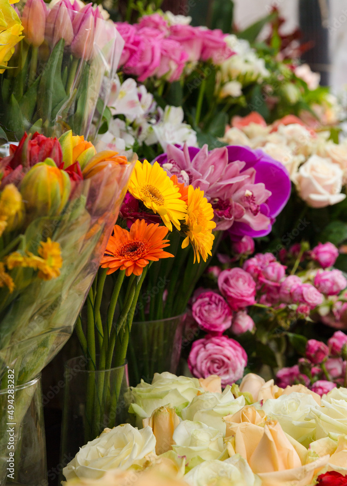 Obraz premium beautiful bright interior of a flower shop in Ukraine with bouquets collected by professional florists