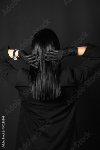 girl hairdresser with black hair
keratin