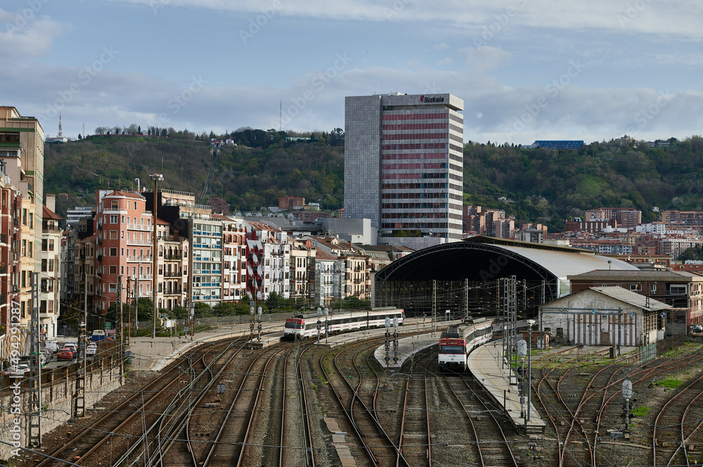 Obraz premium General view of the Indalecio Prieto Station in Bilbao from San Francisco street