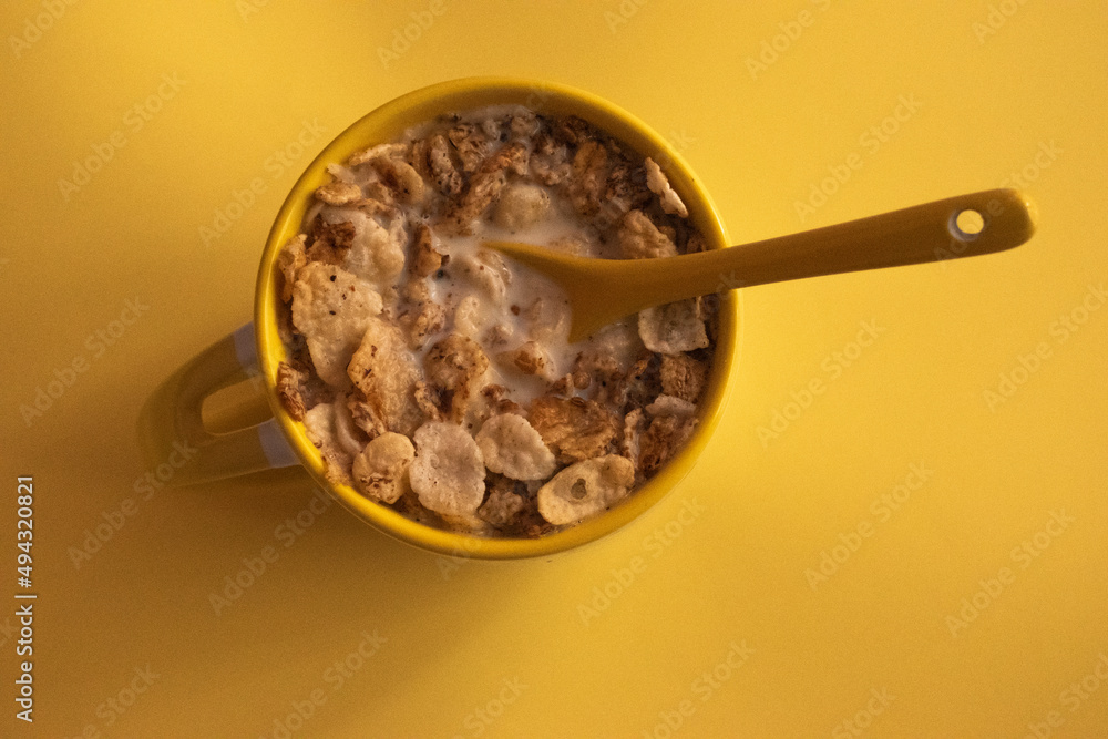 breackfast, granola helps your degestion breackfast, granola helps your degestion