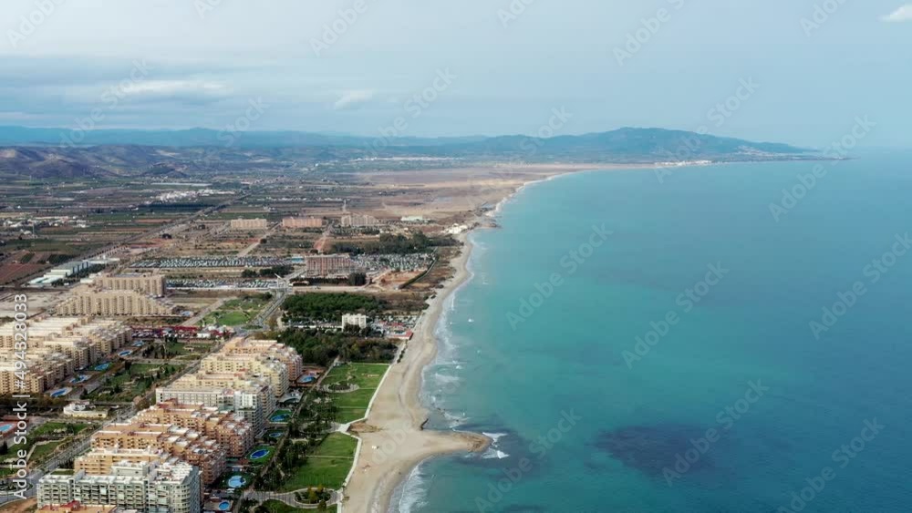 bord de mer à marina d'or, au nord de valencia en Espagne dans la commune d'Oropesa del mar bord de mer à marina d'or, au nord de valencia en Espagne dans la commune d'Oropesa del mar