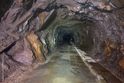 Kopalnia Uranu Podgorze  Kowary  Dolny Slask  podziemna trasa turystyczna 