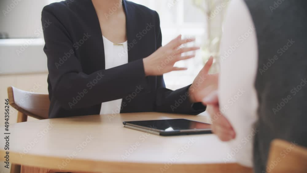 ビジネス・女性 ビジネス・女性