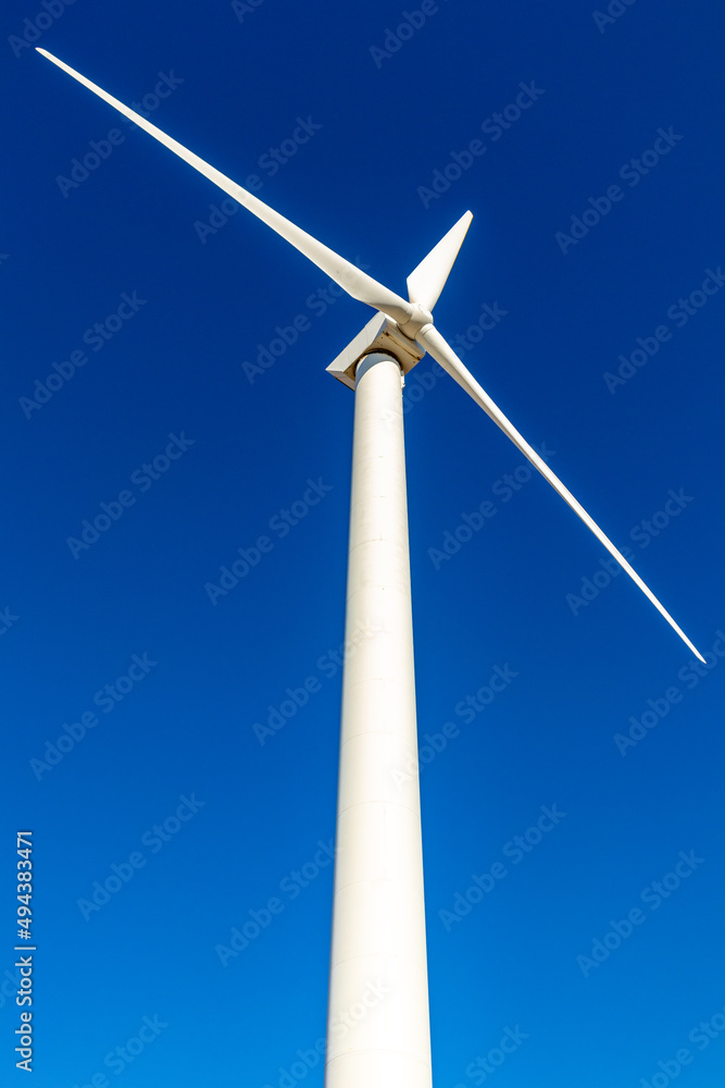 Erneuerbare Energie an einem Windrad im Werratal - Thüringen - Deutschland Erneuerbare Energie an einem Windrad im Werratal - Thüringen - Deutschland