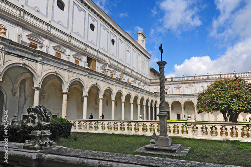 Napoli, i chiostri della Certosa di San Martino