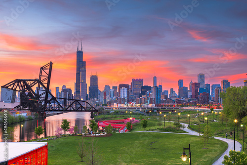 Fototapeta Naklejka Na Ścianę i Meble -  Chicago, Illinois, USA park and Downtown Skyline