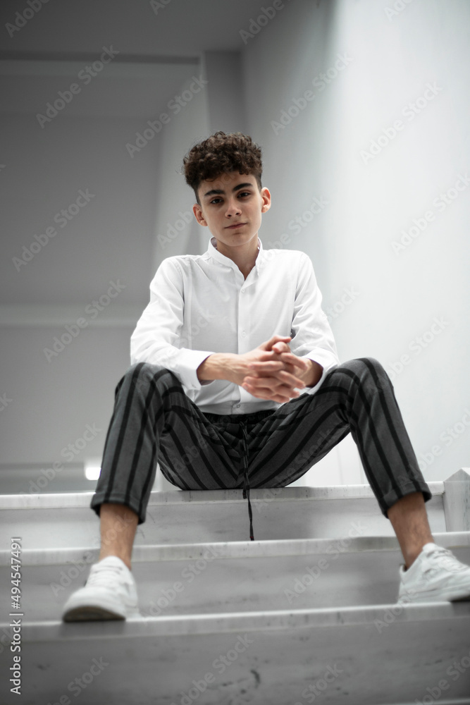 Man white and suit style pose trendy black fashion 26411838 Stock Photo at  Vecteezy