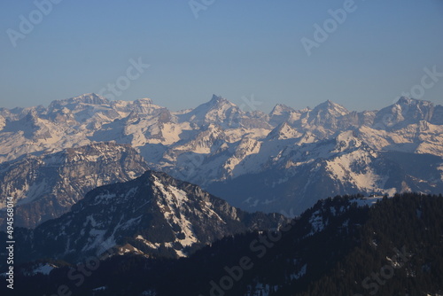 Fototapeta Naklejka Na Ścianę i Meble -  Mountain ranges seen from Rigi Kulm, Switzerland.