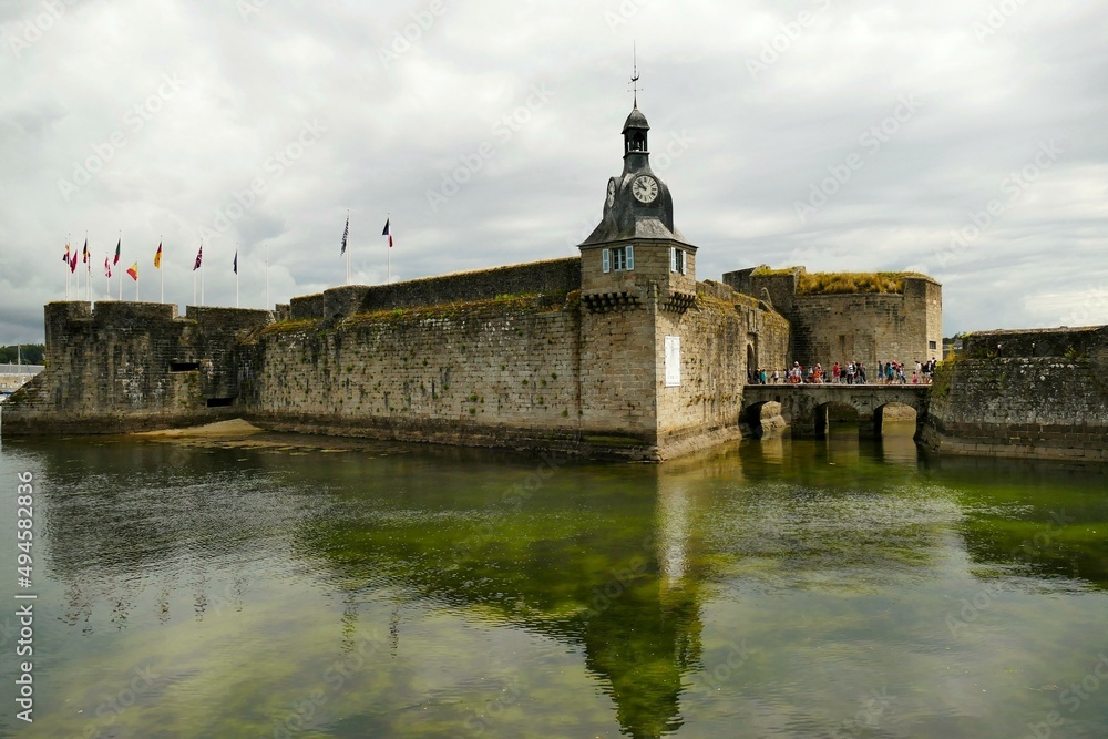 Les fortifications et l’entrée de la ville close de Concarneau