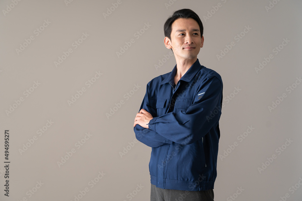 作業着を着た日本人男性 作業着を着た日本人男性