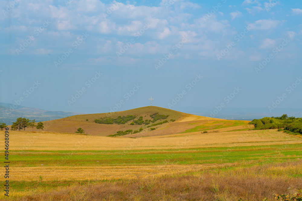 Fototapeta premium picturesque fields and mountains in georgia in summer