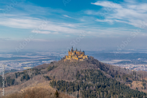 Frühlingshafte Entdeckungstour rund um die prächtige Burg Hohenzollern - Baden-Württemberg - Deutschland