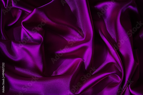Canvastavla Deep purple silk satin