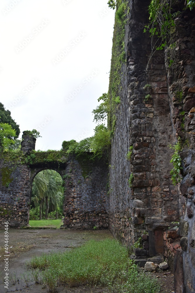 abandoned vasai fort, maharashtra, india abandoned vasai fort, maharashtra, india