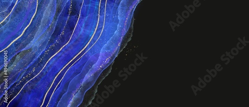 アルコールインクアートダーク抽象背景）青いめのう風の模様　ゴールド　金粉　横長バナー　マーブル　上品　黒