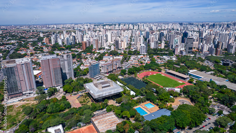 Aerial view of the city of São Paulo, Brazil.
In the neighborhood of Vila Clementino, Jabaquara. Aerial drone photo. Avenida 23 de Maio in the background. Residential and commercial buildings