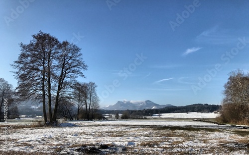 Winterlandschaft im Voralpenland, Chiemgau, Bayern © Michael Thaler