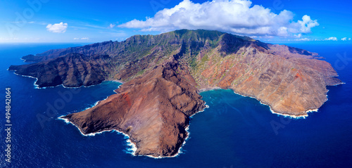 vue aérienne de la vallée de hanaei ile de ua huka archipel des marquises Polynésie francaise 