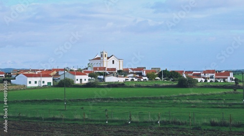 Wallpaper Mural Granja un pequeño pueblo portugues donde destaca su iglesia rodeada de las pequeñas casas encaladas. Granja es una aldea del municipio de Mourão que limita con España. Torontodigital.ca