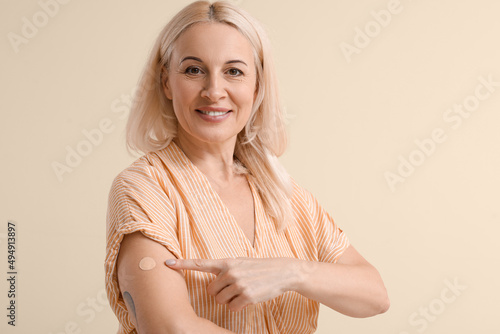 Mature woman with applied n...