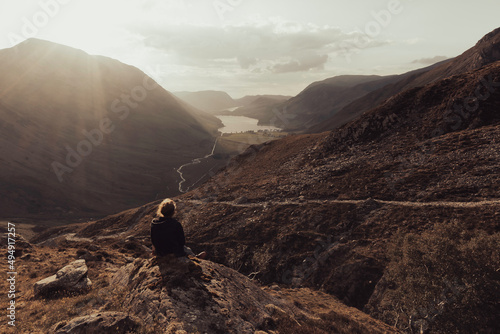 Foto Person enjoying sunset in Lake District