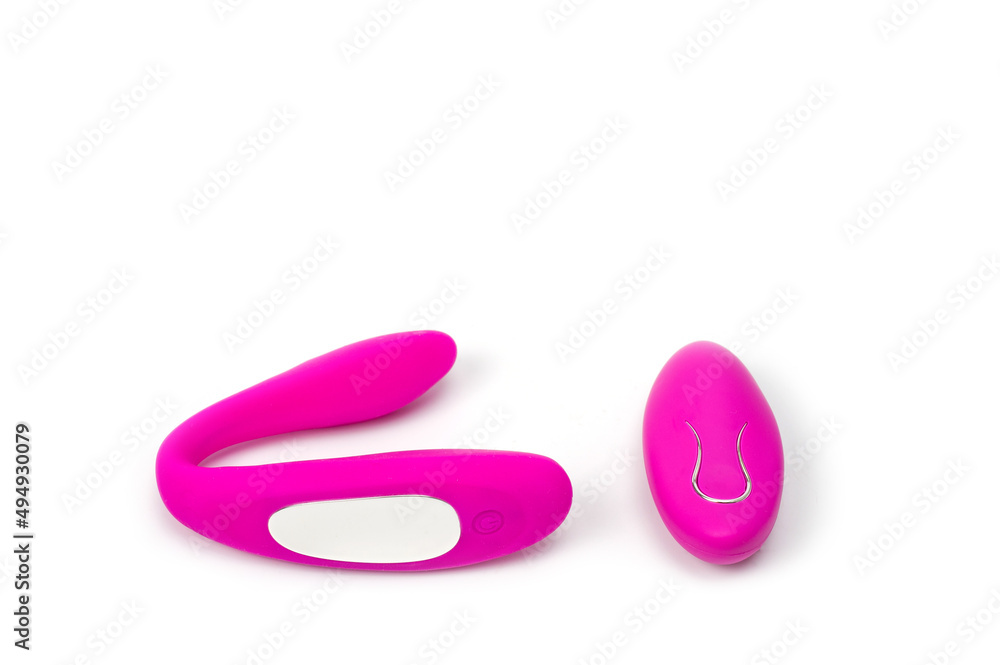 Pink vibrator with a remote control with multiple modes and recharging from usb for female pleasure.