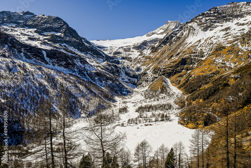 Bernina, Alp Grüm, Gletscher, Palü Gletscher, Piz Palü, Piz Varuna, Piz Canton, Alpen, Graubünden, Wanderweg, Zugreise, Bernina-Express, Berninapass, Val Poschiavo, Winter, Schweiz photo