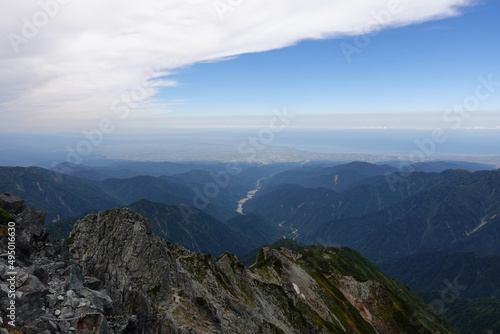 剱岳から望む富山湾