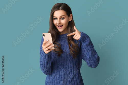 Beautiful surprised young w...