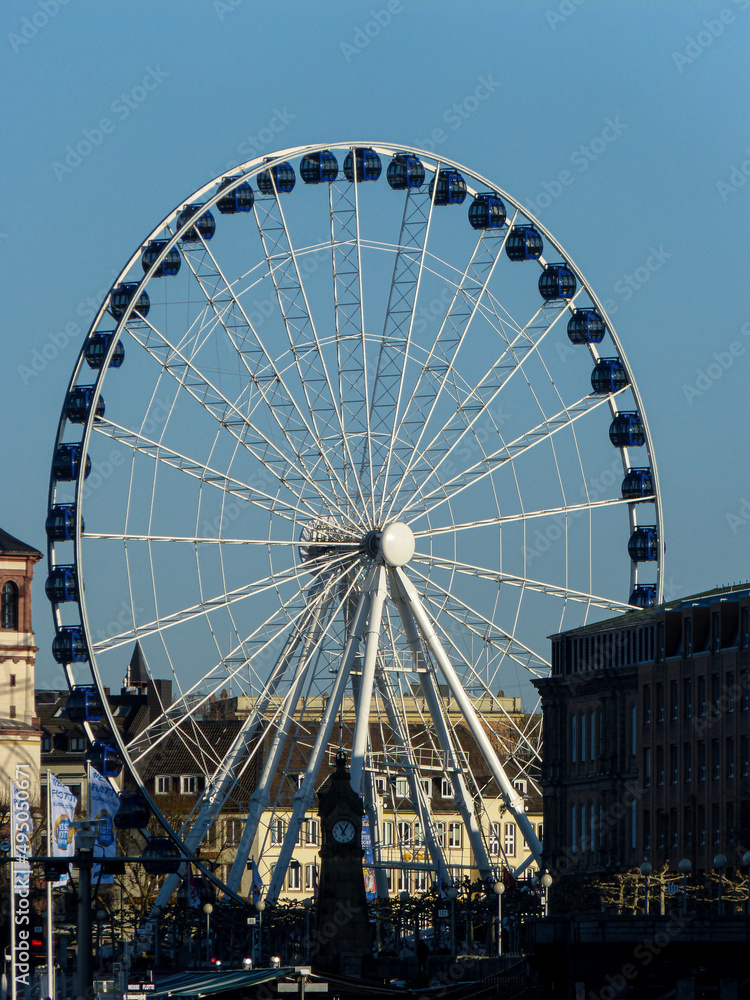 Ferris wheel in the city