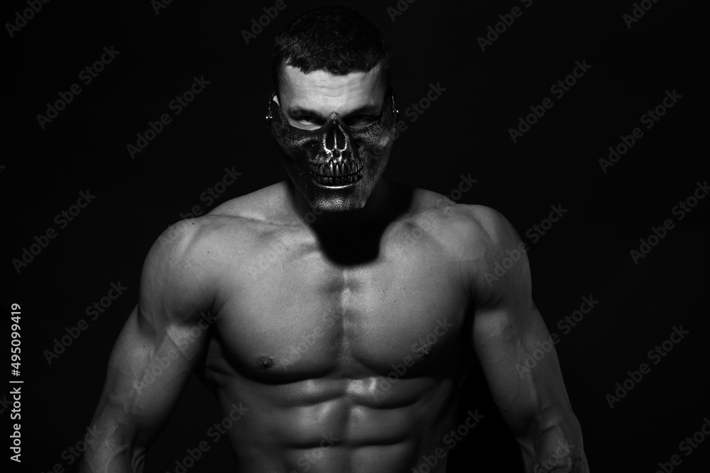 Fitnessшт a mask