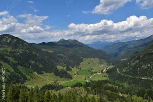 Fototapeta Naklejka Na Ścianę i Meble -  swiss mountain landscape