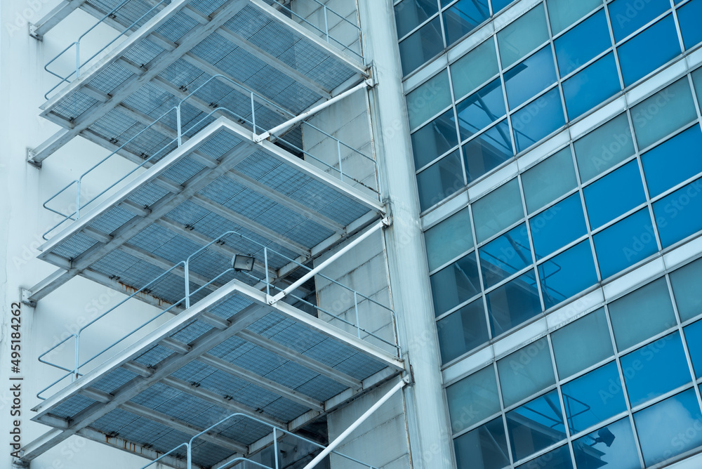Obraz premium Exterior modern office building structure. Detail architecture pattern concept.