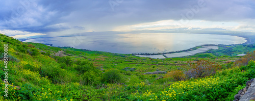 Canvastavla Panoramic view of the Sea of Galilee, winter day