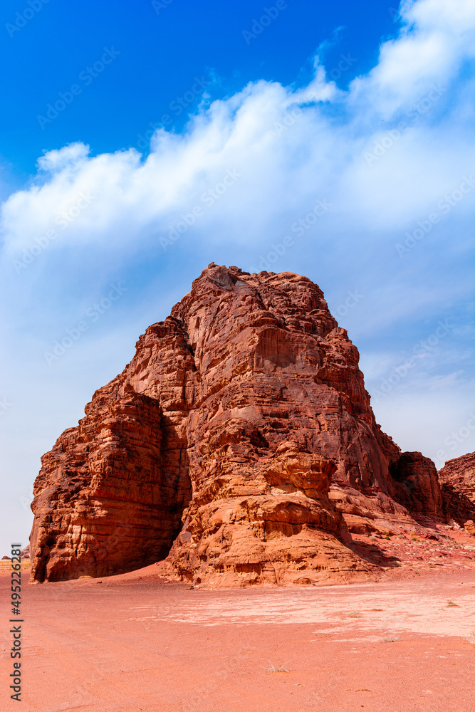 Fototapeta premium Sands and mountains of Wadi Rum desert in Jordan, beautiful daytime landscape