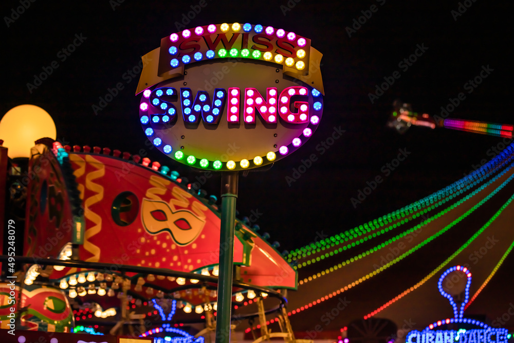 Swing licht auf dem rummel Swing licht auf dem rummel